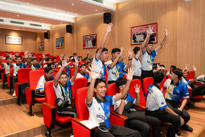 HUTECH 2025 Comprehensive Internationalization: A Strategic Step in Education and Global Integration 151