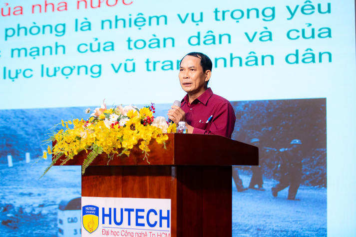 Bồi đắp bản lĩnh, nâng cao trách nhiệm quốc phòng, an ninh trong đội ngũ HUTECH 79