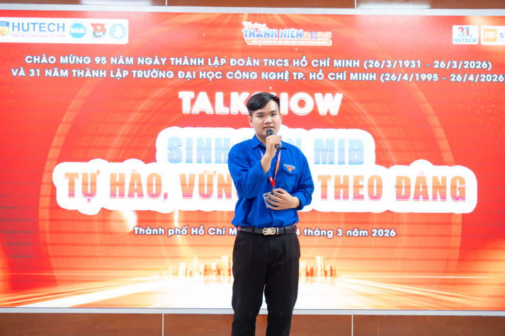 Sinh viên Marketing - Kinh doanh quốc tế củng cố lý tưởng qua Talkshow “Tự hào, vững tin theo Đảng” 10