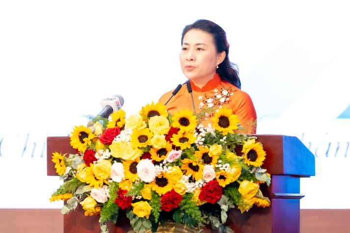 HUTECH vinh dự nhận Cờ thi đua của Chính phủ, tiếp tục khẳng định vị thế dẫn đầu 26