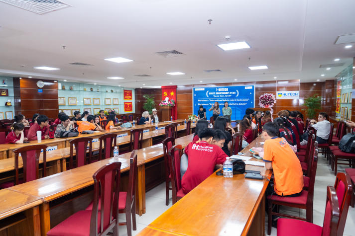 Khởi động I-HUTECH Debate Championship 2025: Sân chơi nâng tầm tư duy phản biện cho thế hệ trẻ 115