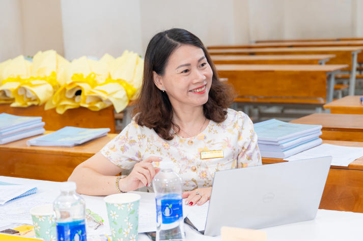 Nhiều giải pháp thiết thực được đề xuất trong buổi bảo vệ luận văn/đề án tốt nghiệp Thạc sĩ ngành Quản trị kinh doanh 8