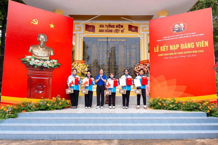 [Video] 05 chiến sĩ Mùa hè xanh HUTECH ưu tú được kết nạp Đảng tại mặt trận tỉnh Đồng Tháp 47