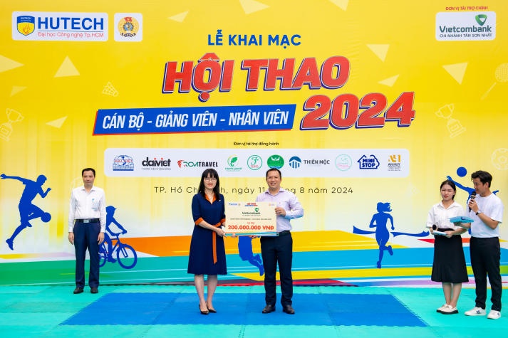 [Video] Sôi sục nhiệt huyết thể thao, tràn đầy tinh thần vui khỏe tại khai mạc Hội thao CB-GV-NV HUTECH năm 2024 78