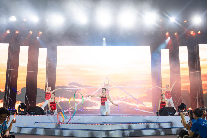 Loạt sân chơi học thuật - văn hóa nghệ thuật - thể thao cho sinh viên HUTECH thỏa sức hòa cùng đam mê 143