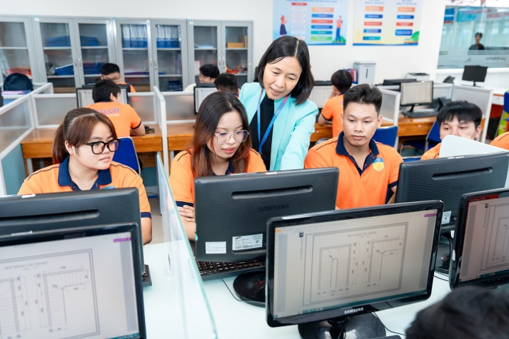 [Video] Tiên phong mô hình Đại học - Doanh nghiệp, HUTECH giải bài toán nhân lực chất lượng cao 29