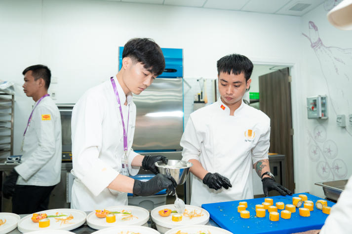 HUTECH-ers “mở rộng vị giác” cùng các đầu bếp đẳng cấp MasterChef tại Classic Fine Foods Việt Nam 40