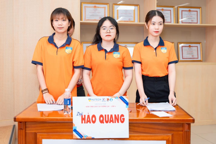 Cuộc thi “Bản lĩnh Luật sư tương lai” lần 4 - Sân chơi nghề nghiệp đầy thử thách cho sinh viên Khoa Luật 54