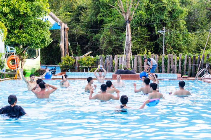 [Ảnh] Trải nghiệm thể thao toàn diện của sinh viên ngành Quản lý thể dục thể thao tại NV Sport Camp 82