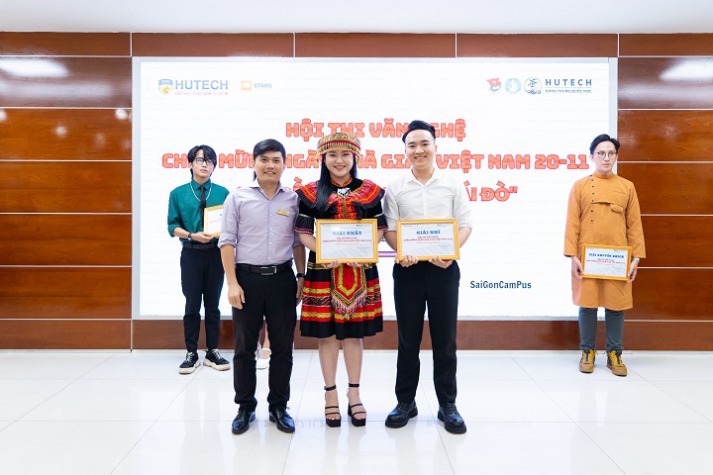Sinh viên Khoa Trung Quốc học bày tỏ lòng biết ơn thầy cô qua hội thi văn nghệ “Tri ân người lái đò” 110