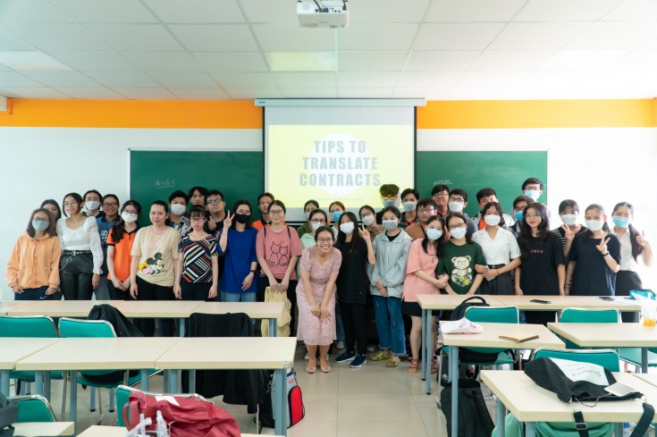 Hội thảo “Tips for Contract Translation” đã giúp các bạn sinh viên hiểu hơn về quá trình dịch hợp đồng cũng như có như “bỏ túi” nhiều bí quyết dịch hợp đồng hữu ích