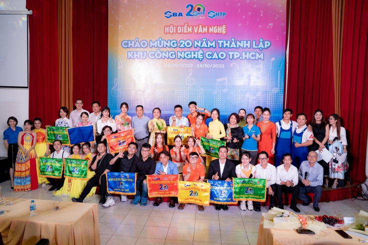 Các tiết mục của HUTECH được đánh giá cao và đều giành được giải thưởng HUTECH 1