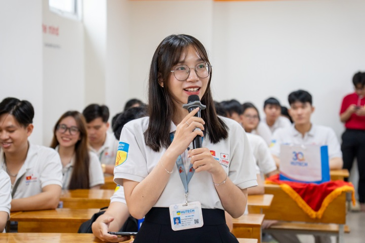 VJIT trang bị hành trang nghề nghiệp trong kỷ nguyên mới cho sinh viên khối ngành Quản trị - Dịch vụ - Truyền thông 40