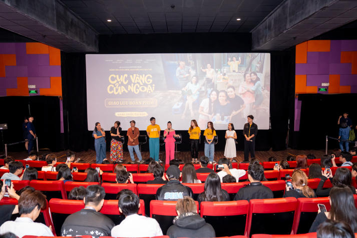 Giao lưu cùng đoàn phim “Cục vàng của ngoại”: Sinh viên Truyền thông - Điện ảnh học nghề từ hậu trường điện ảnh 5