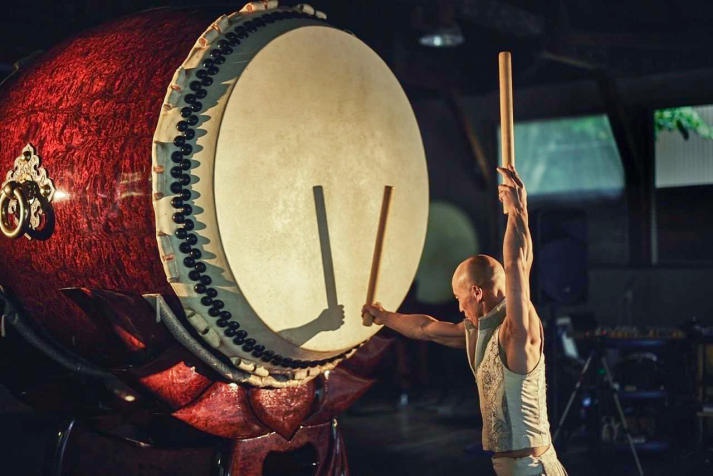 HUTECH students learned about Taiko drum art (Japan) by artist Kensaku Satou 35