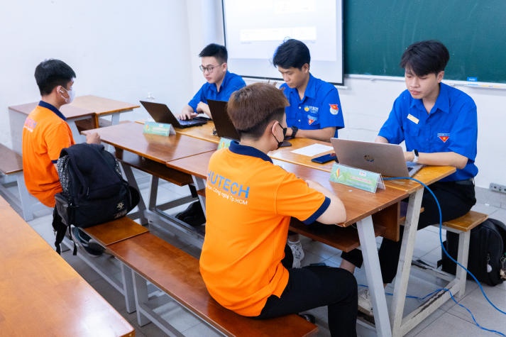 Phỏng vấn tuyển quân “Mùa hè xanh HUTECH 2024”, chiến sĩ chờ ngày lên đường 31