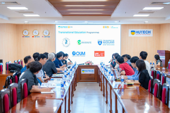 HUTECH làm việc với đoàn doanh nghiệp Hàn Quốc, thúc đẩy kết nối trong lĩnh vực công nghệ, kỹ thuật và sản xuất 9