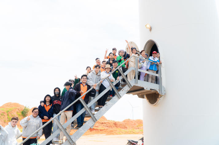 Sinh viên ngành Quản lý tài nguyên và môi trường đi thực tế chuyên ngành tại Lâm Đồng 35