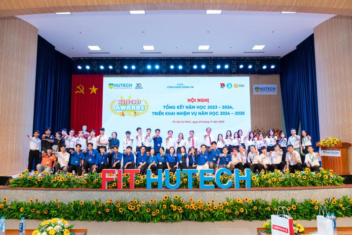 Từ những thành tựu rực rỡ trong năm học 2023-2024, Khoa Công nghệ thông tin sẵn sàng bước vào một hành trình mới 93