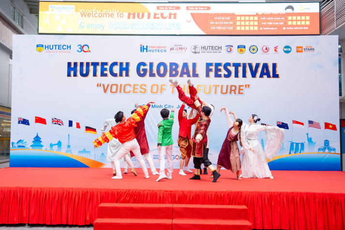 Học kinh doanh chuẩn Hoa Kỳ, Gen Z tự tin bước vào thị trường toàn cầu cùng chương trình Cử nhân Đại học Lincoln 68