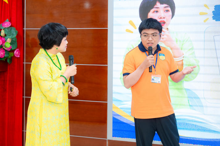 Sinh viên Khoa Tiếng Anh cập nhật xu hướng giảng dạy, định hướng nghề nghiệp thời AI 32