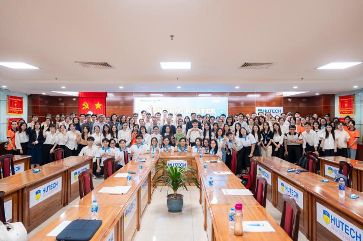 [Video] Ngày hội Poster Khoa Dược 2025: Khơi nguồn đam mê, lan tỏa tri thức khoa học 95