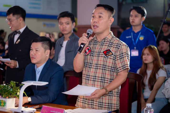 Sắc màu nhân ái: Miss & Mr HUTECH 2025 trình diễn áo dài, gây quỹ thiện nguyện vào 01/3 tới 33