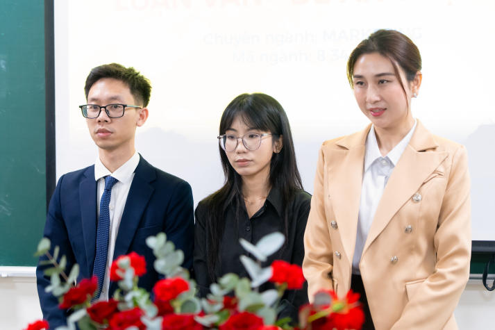 Những lát cắt thực tiễn từ nghiên cứu Marketing tại buổi bảo vệ luận văn/đề án Thạc sĩ HUTECH 42