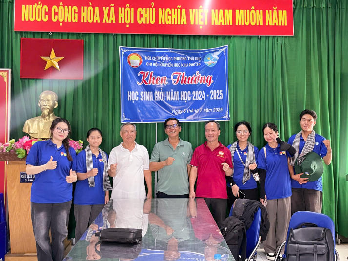 Điểm tin hoạt động Mùa hè xanh HUTECH 2025: Mặt trận TP.HCM sôi nổi với loạt công trình ý nghĩa 43