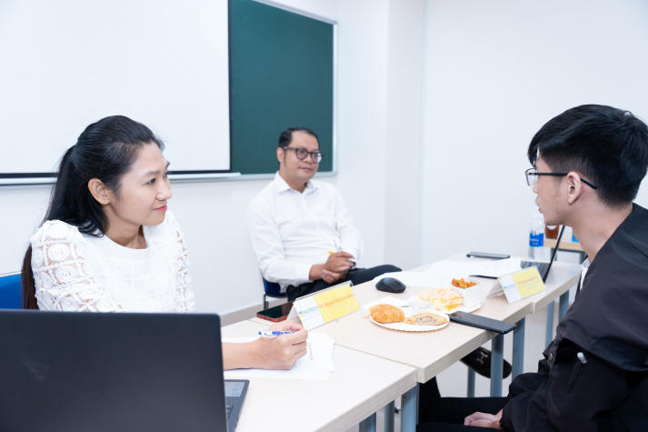 Sinh viên I-HUTECH tự tin hoàn thiện dự án cùng chuyên gia tại “Coffee Talk with Mentors” 86