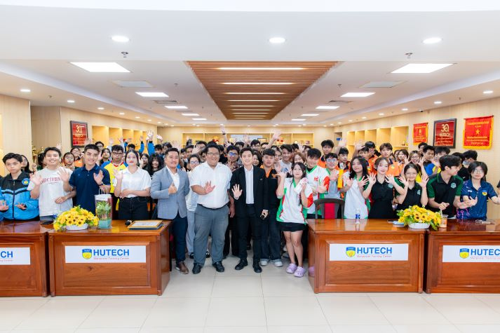HUTECH-ers cập nhật kỹ năng quản lý truyền thông và xây dựng thương hiệu trong thời đại AI 93