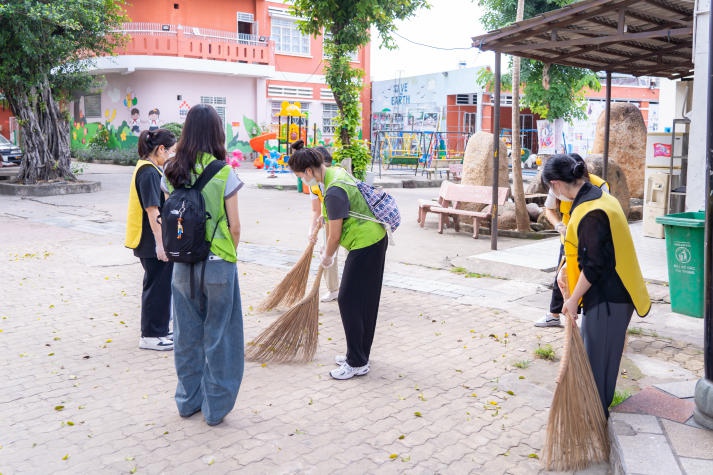 “Global Service Learning 2025”: Phát triển gắn kết quốc tế giữa sinh viên HUTECH và sinh viên Hàn Quốc 40