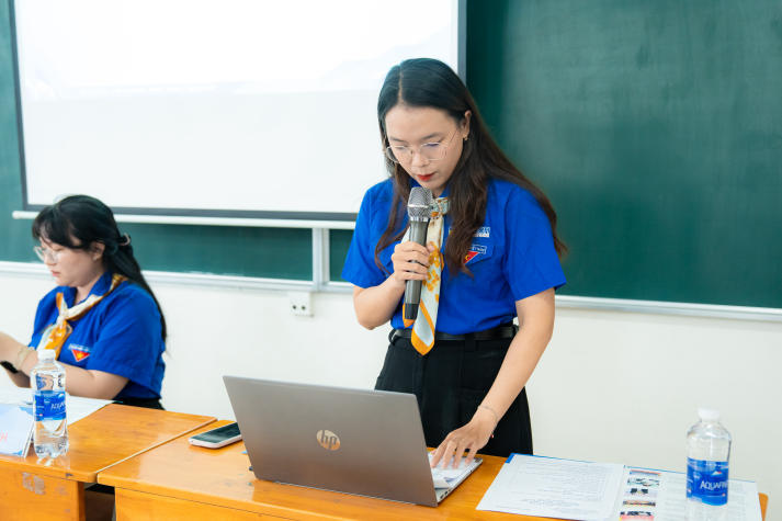 Đoàn Khoa Tài chính - Thương mại vững bước nhiệm kỳ mới với tinh thần “Đoàn kết - Tiên phong - Khát vọng - Hoài bão” 46