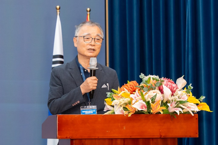 VKIT international conference presents sustainable solutions for community development and digital transformation 28