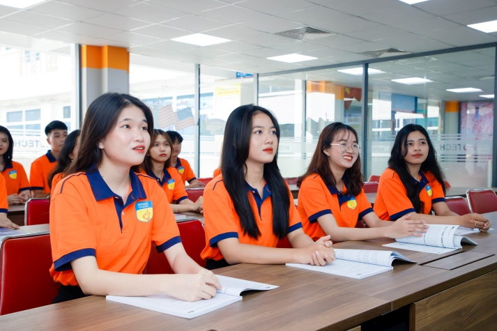 HUTECH gia hạn Đánh giá rèn luyện Học kỳ 2 năm học 2024-2025 đến ngày 05/7 34