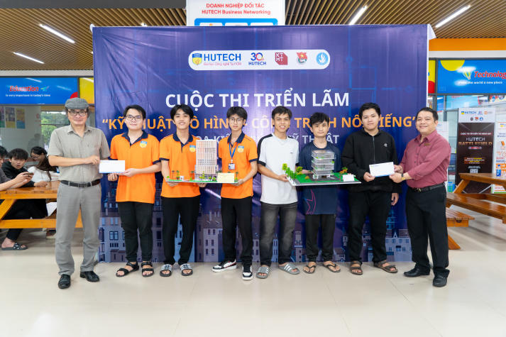 [Video] Độc đáo những mô hình công trình thế giới của sinh viên ngành Kiến trúc HUTECH 142