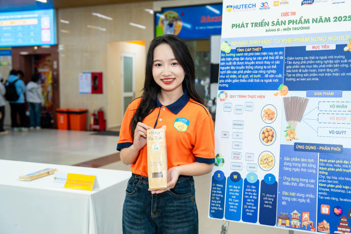 [Video] Sinh viên Viện Khoa học Ứng dụng trình làng dự án, săn việc tại Ngày hội kết nối doanh nghiệp 2025 86