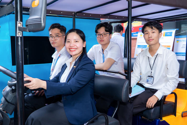 Sinh viên VJIT kết nối doanh nghiệp Nhật bằng đồ án công nghệ thực chiến 51