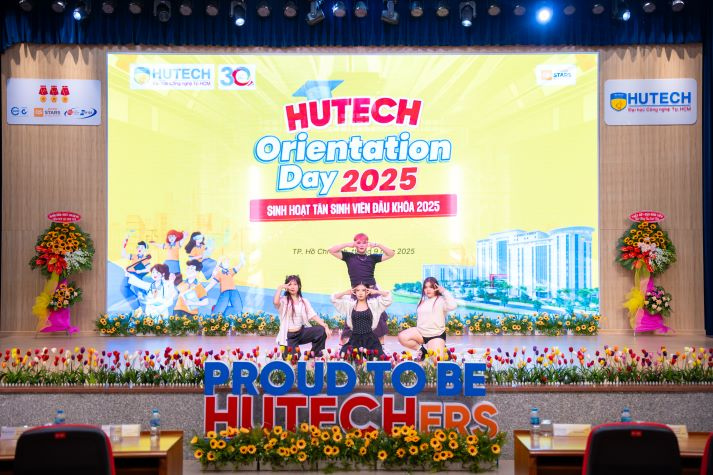 Khởi động thanh xuân: CLB - Đội - Nhóm HUTECH sẵn sàng chào đón tân binh nhập hội 121