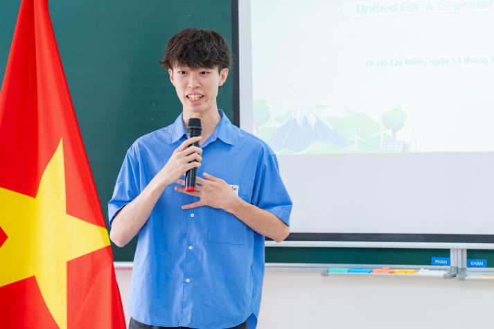 VJIT students engage with Japanese students, joining hands for environmental protection 32