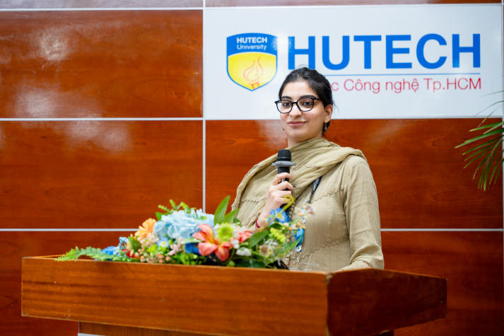 Khởi động STSP 2025: HUTECH và JGU (Ấn Độ) thúc đẩy giáo dục trải nghiệm và giao lưu văn hóa Việt - Ấn 53