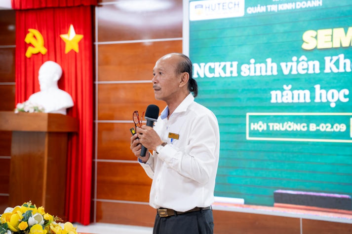 Sinh viên Khoa Quản trị kinh doanh “bỏ túi” bí kíp thực hiện đề tài nghiên cứu khoa học 45