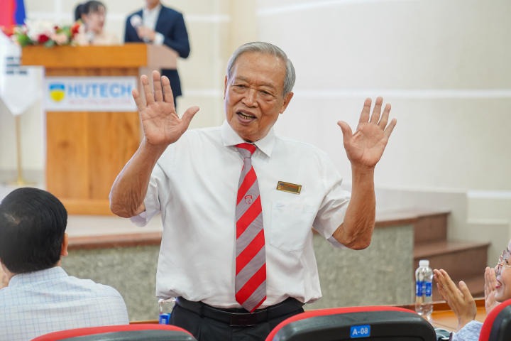 Sinh viên HUTECH tìm hiểu về sức mạnh mềm trong quan hệ Việt - Hàn và văn hóa doanh nghiệp Hàn Quốc 26