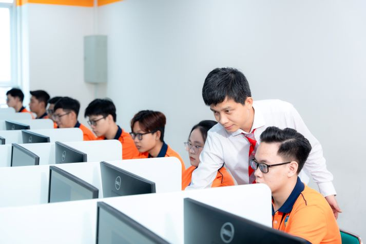 [Hướng nghiệp 2026] Cơn khát nhân lực bảo mật thông tin: Cơ hội nghề nghiệp rộng mở cho sinh viên An toàn thông tin 29