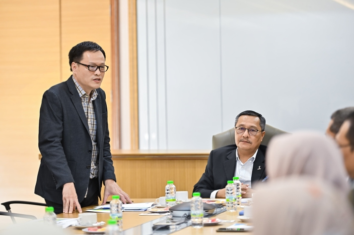 Lãnh đạo HUTECH được bổ nhiệm Giáo sư xuất sắc tại Open University Malaysia 15
