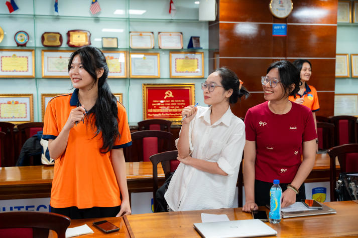 Top 22 HUTECH Startup Wings 2025 hoàn thiện kỹ năng Thuyết trình và Trình bày dự án, sẵn sàng cho vòng Bản lĩnh Nhà khởi nghiệp 80