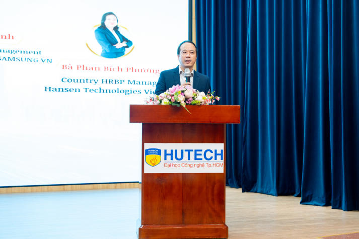 Sinh viên Khoa Quản trị kinh doanh “giải mã” thị trường lao động cùng các chuyên gia hàng đầu 19