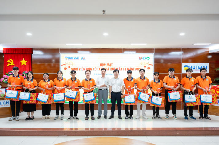 Đoàn Thanh niên - Hội Sinh viên HUTECH khảo sát tiếp nhận nguyện vọng, nhu cầu cần hỗ trợ của sinh viên dịp Tết Nguyên đán 2026 68