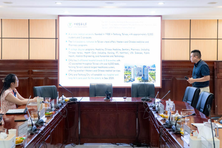 HUTECH cùng China Medical University giao lưu học tập về xây dựng môi trường làm việc cho người yếu thế 47