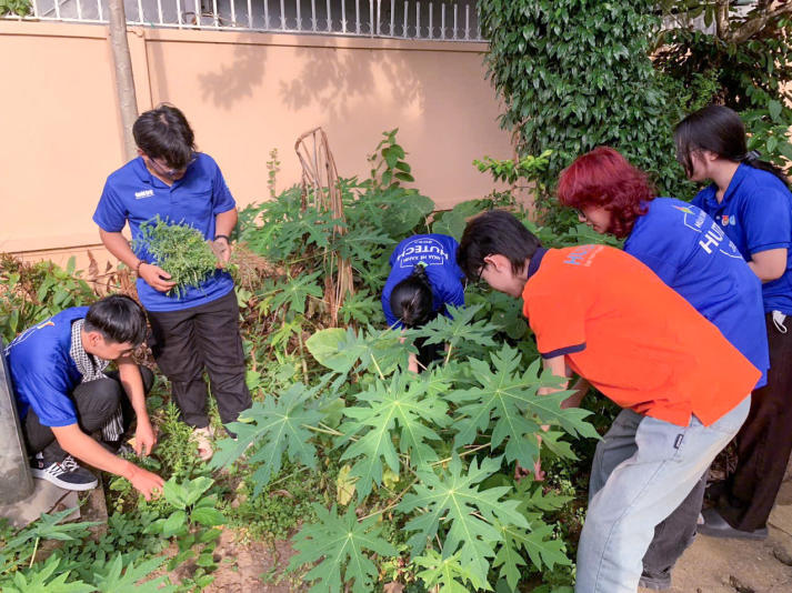 Mùa hè xanh HUTECH 2025: Bước chân tình nguyện, lan tỏa niềm tin 100